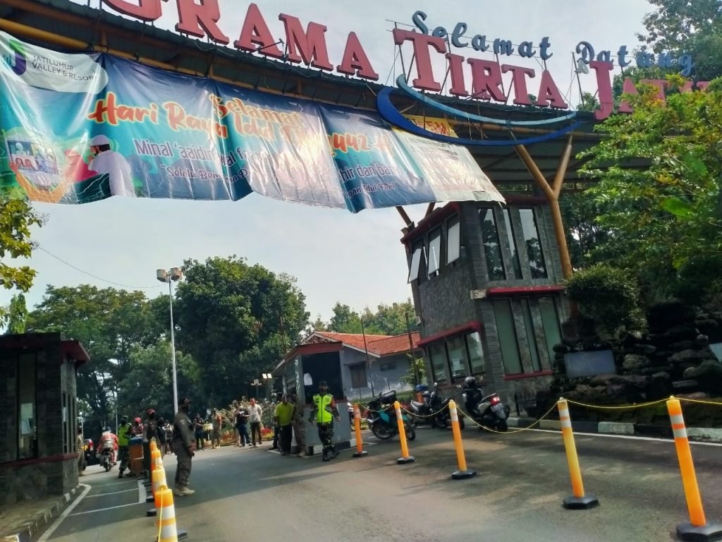 Stop Berlibur Domisili Luar Wilayah, Koramil 1905/Jtl Jaga Ketat Gerbang Obyek Wisata Jatiluhur