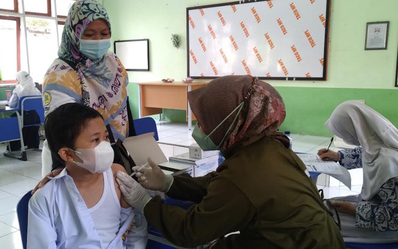 Sambut PTM, Pemkab Purwakarta Gelar Vaksinasi Covid-19 Untuk Pelajar