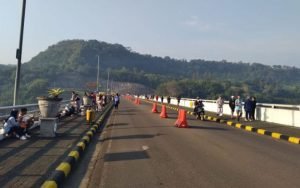 Selain Tujuan Wisata, Bendungan Cirata Jadi Lokasi Favorit Warga Untuk Berolahraga