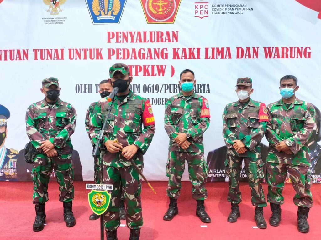 Kodim 0619/Purwakarta Salurkan Bantuan Tunai 1,2 Juta ke 4000 Pedagang Kecil