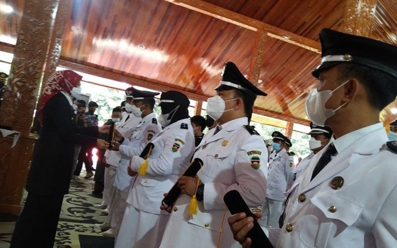 Bupati Purwakarta Lantik 170 Kepala Desa Hasil Pilkades Serentak Tahun 2021
