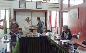 Lima Tahun Menjabat, Dirkeu PDAM Purwakarta Diberhentikan Tanpa Diketahui Alasannya?