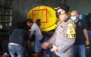 Cek Ketersediaan Minyak Goreng, Kapolres Purwakarta Datangi Langsung Distributor