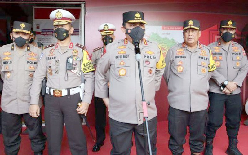 Wakapolri Pantau Langsung Puncak Arus Balik Lebaran 2022 di Cikopo Purwakarta