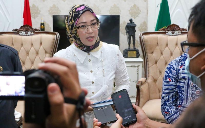 Ambu Anne Dorong Kampung Nila Purwakarta Jadi Pusat Budidaya Ikan Tawar Nasional