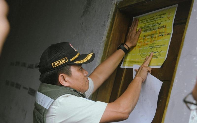 Disalahgunakan Jemaat GKPS, Pemkab Purwakarta Segel Bangunan Tak Berijin