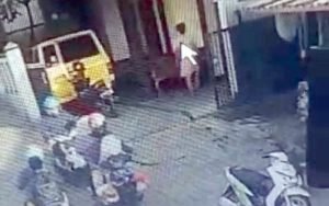 Seorang Wanita di Purwakarta Curi Perhiasan dan Uang Tunai, Aksinya Terekam CCTV