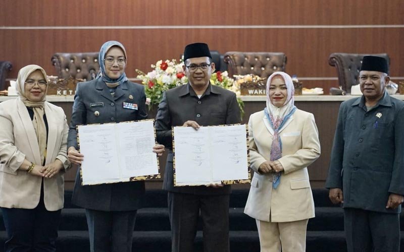 DPRD dan Pemkab Purwakarta Sepakati Dua Raperda yang Disahkan Jadi Perda