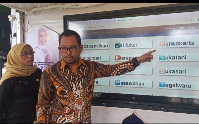 Disdik Purwakarta Luncurkan Aplikasi Site School, Metode Pembelajaran Platform Canggih