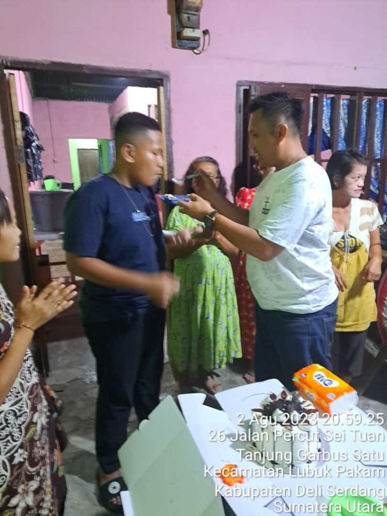 KETUA AMPI DAN KETUA BKPRMI DESA PAGAR MERBAU III MENDUKUNG PROGRAM GARDA KAMTIBMAS INDONESIA Juanda Simanjuntak, ST. SPd mengajak masyarakat menggiatkan dilingkungan masyarakat.