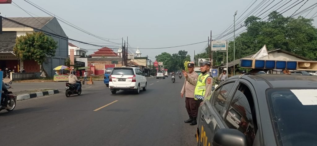 Begini Cara Polsek Bungursari Berikan Pelayanan Prima Untuk Masyarakat Kegiatan tersebut merupakan salah satu pelayanan publik yang diberikan Polsek Bungursari, Polres Purwakarta untuk masyarakat Purwakarta.