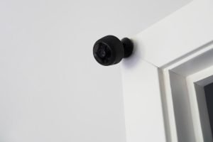 5 Alasan Mengapa Perlu Memasang CCTV di Rumah