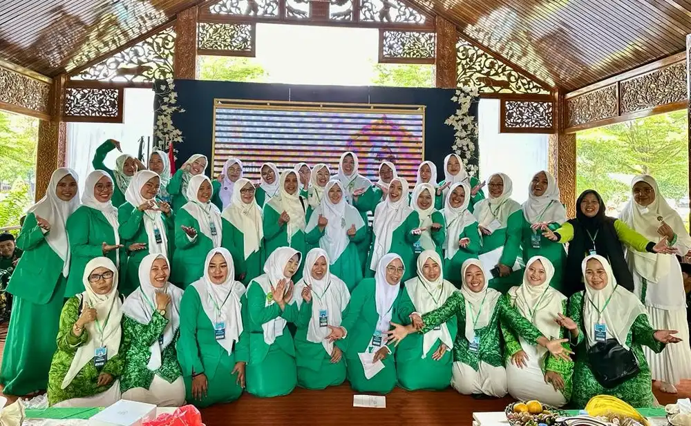 Peringati Isra Mi’raj, Fatayat NU Gelar Pengajian Triwulan hingga Sosialisasi Pemilu 2024 Ibu-ibu Fatayat NU Purwakarta menggelar pengajian dan istighosah dalam rangka memperingati Isra Mi'raj Nabi Muhammad SAW (Foto: Ist)