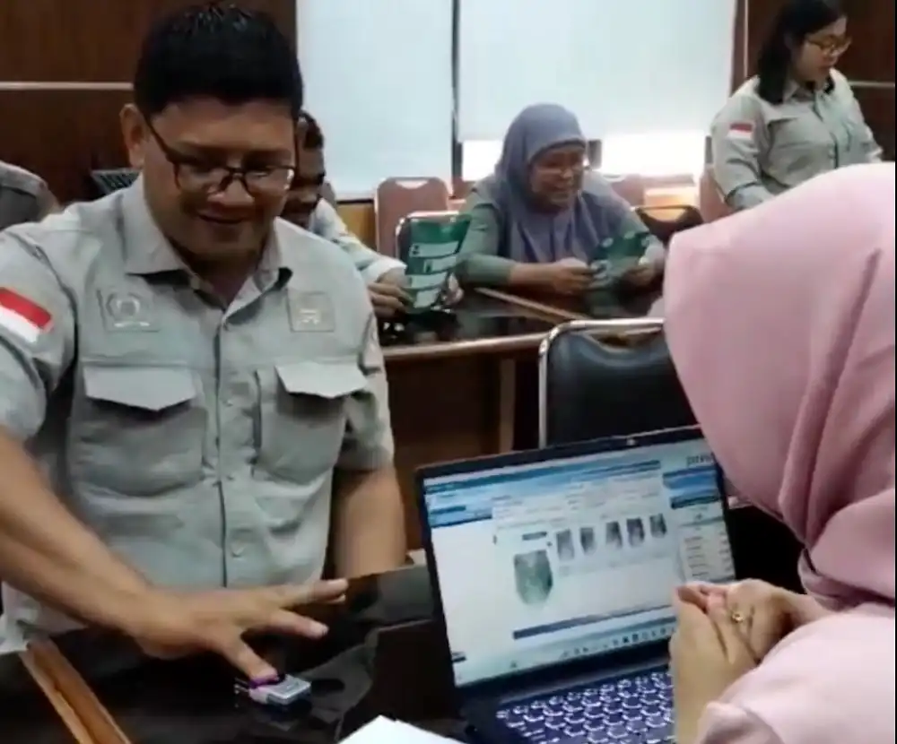 Direktorat Sayuran dan Tanaman Obat Kementerian Pertanian Gandeng STIFIn Genetic Karyawan dari Direktorat Sayuran dan Tanaman Obat Kementerian Pertanian melekukan tes STIFIn di Jakarta (Foto: Istimewa)