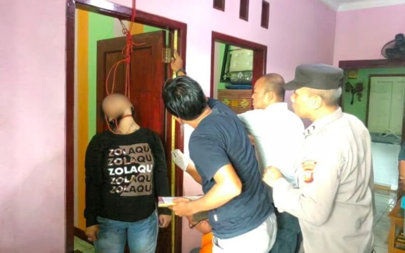 Minta Dijemput Suami, Seorang Wanita di Purwakarta Ditemukan Tewas Gantung Diri