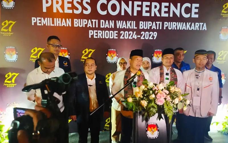 Paslon Yadi-Pipin Jadi Yang Terakhir Mendaftar ke KPU Purwakarta