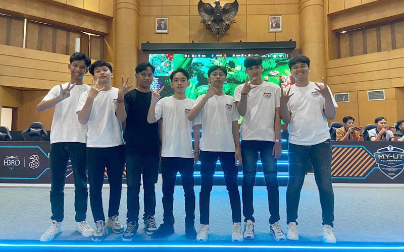 Tim MLBB SMAN 3 Purwakarta Lolos ke Babak 8 Besar Nasional MY UT Tournament