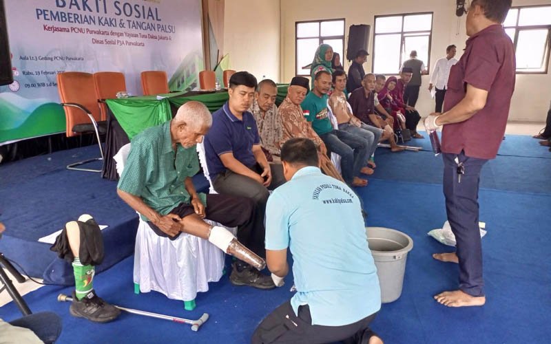 PCNU Purwakarta Beri Dukungan Penyandang Disabilitas Lewat Bhakti Sosial