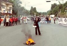 Aksi demo Indonesia Gelap yang digelar Aliansi BEM Purwakarta