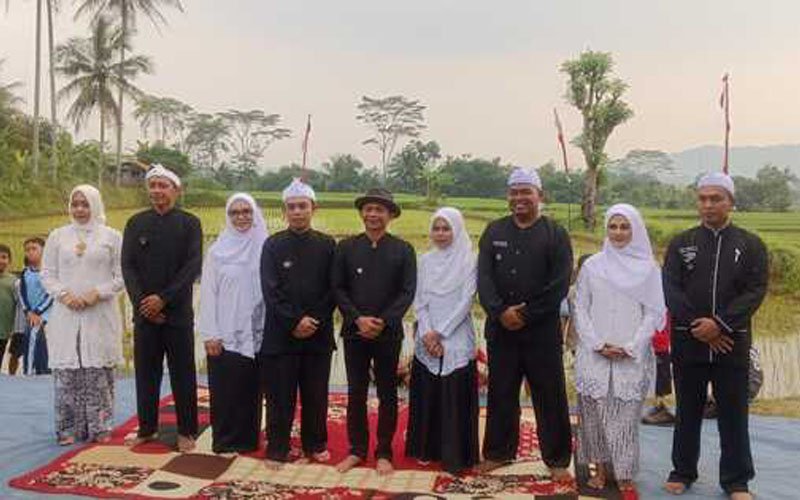 Pelantikan empat kepala desa di Purwakarta