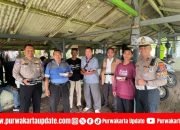 Satlantas Polres Purwakarta Bagikan Nasi dan Edukasi Keselamatan Jelang Ramadan 2026