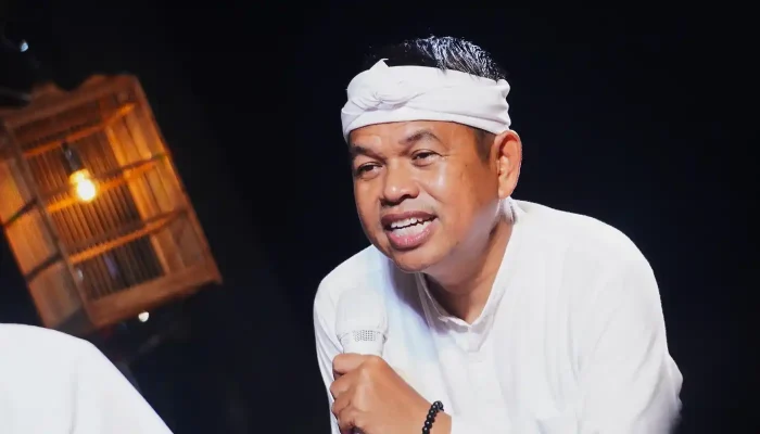 Dedi Mulyadi Liburkan Angkot di Mudik Lebaran 2026, Sopir Dikasih Rp 200 Ribu/Hari Gubernur Jabar Dedi Mulyadi liburkan angkot mudik lebaran 2026 dan beri kompensasi.