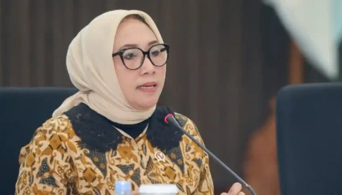 Menteri PPPA Desak RUU PPRT Disahkan: Lindungi Hak Pekerja Rumah Tangga Menteri PPPA Arifah Fauzi dorong pengesahan RUU PPRT.