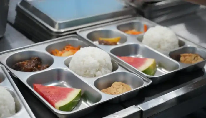 SPPG Purwakarta Wajib Unggah Menu MBG Tiap Hari, BGN: Warga Boleh Protes Publikasi Menu MBG harian oleh SPPG Purwakarta sebagai bentuk transparansi Badan Gizi Nasional.