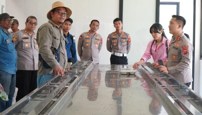 Edukasi Ketahanan Pangan, Kapolres Purwakarta Kunjungi Kampung Ilmu di Tegalwaru Kapolres Purwakarta kunjungi kampung ilmu