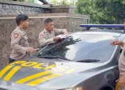 Polres Purwakarta Pasang Stiker Layanan Darurat 110 di Kendaraan Dinas