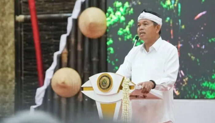 Gandeng Sekolah Swasta, Dedi Mulyadi Ancam Cabut Subsidi Siswa Perokok Gubernur Jawa Barat Dedi Mulyadi