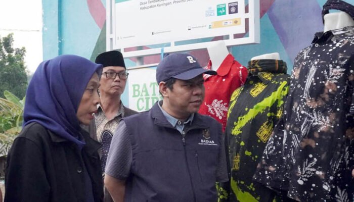 Baznas RI Kembangkan Batik Ciprat Kelompok Disabilitas di Jabar Batik ciprat kelompok disabilitas di Jabar