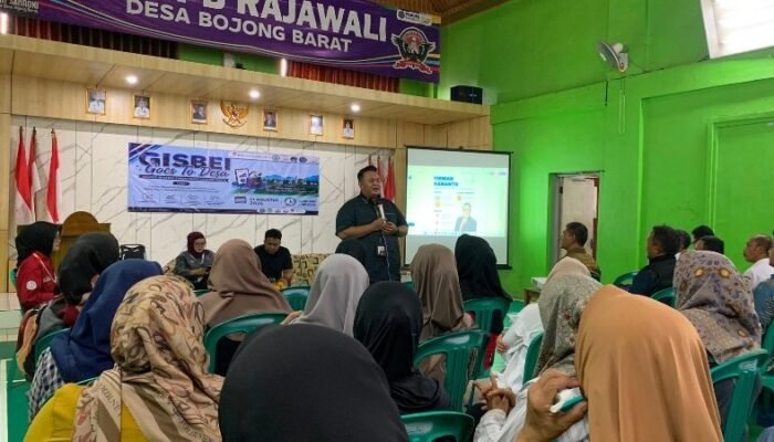 GISBEI Goes to Desa, Dorong Masyarakat Bojong Barat Melek Keuangan dan Investasi Syariah