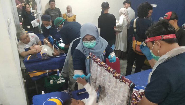 164 Anak Sunatan Massal Partai Nasdem Purwakarta, Ini Rangkaian Agenda HUT ke 15 Sunatan masal dalam rangka perayaan HUT Nasdem - Foto: mediaindonesia.com