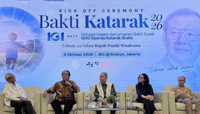 Operasi Katarak Gratis 2026 Dibuka, Warga Kurang Mampu Bisa Mendaftar Dr. dr. Setiyo Budi Riyanto, Sp, M (K) memberikan jawaban terkait persyaratan dan mekanisme daftar operasi katarak gratis(JEC Kedoya Team) - Foto: kompas