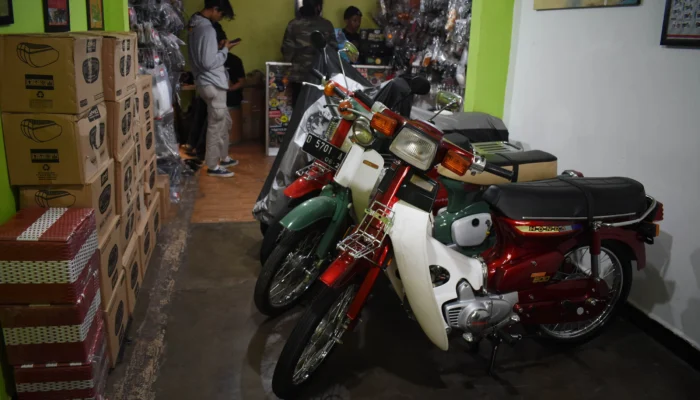 Pikir Dulu Sebelum Beli Motor Bebek Jadul, Ini Alasannya! Pikir Dulu Sebelum Beli Motor Bebek Jadul, Ini Alasannya!