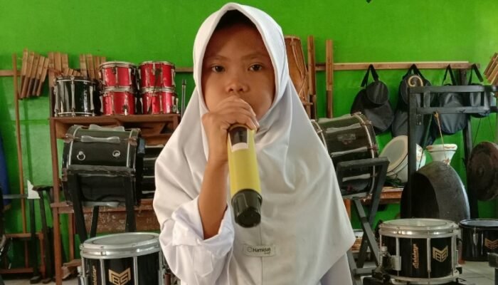 Arsyilla Laili, Siswi SDN 1 Munjuljaya Siap Unjuk Bakat Pupuh Pucung di FTBI Kabupaten Purwakarta