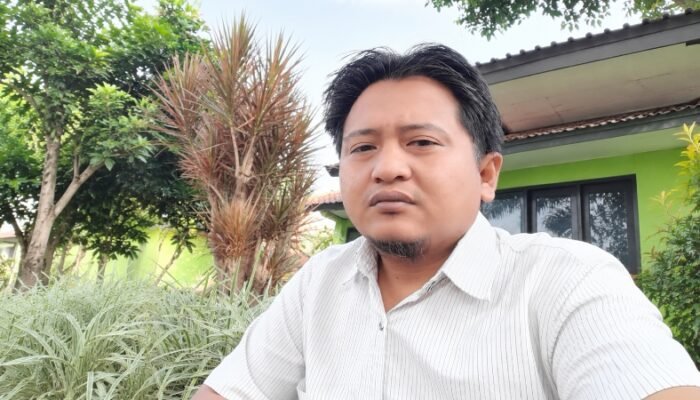 Yosi Agustiawan, Pelestari Seni Tradisi Domyak dan Pekerja Sosial Siap Nyalon Anggota BPD Desa Cibingbin