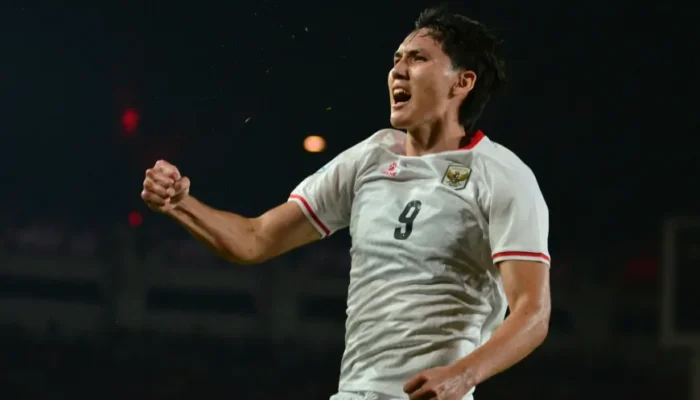 Bukan Cuma Jago Cetak Gol, Mitchell Baker Ternyata Mahasiswa Finance di Amerika Mitchell baker - Foto: ceklissatu.com