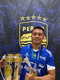 Dedi Kusnandar Eks Gelandang Timnas Yakin Indonesia Akhiri Kutukan Label Runner up di Final ASEAN Cup Dedi kusnandar