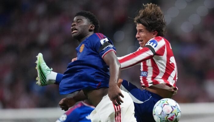MU Takluk dari Atletico Madrid, Rekor Pertemuan Setan Merah Makin Buruk Pertandingan Atletico Madrid melawan Manchester United di Liga Champions yang berakhir dengan skor 2-0.(Foto: AP Photo/Bernat Armangue)