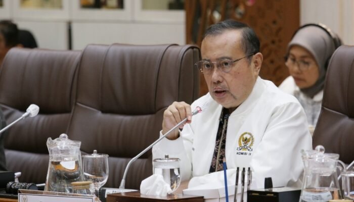 DPR Dukung Fatwa Haram Vape, Kapolri dan BPOM Diminta Bertindak Tegas Wakil Ketua Komisi IX DPR RI Yahya Zaini. Foto : Paiss/Andri.